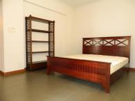 Lovely 2100 sq.ft. fully furnished Empire apartment situated in the heart of Colombo 2.

Spacious and light, this great apartment includes: 3 Be...