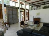 An absolutely stunning piece of architecture in the heart of Colombo 5.

Offered unfurnished, this superb property is light and airy throughout....