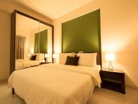 Located in the excellent Iconic condominium, this superbly furnished apartment is available for immediate rental.

Covering c.1200 sq.ft. the ap...