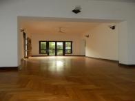 Newly repainted and beautifully presented throughout, this excellent 5000 sq.ft. office is on the Colombo 7/8 border and is available for immediat...