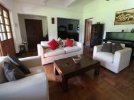 This tastefully renovated Colombo 7 apartment is situated off Independence Avenue, with its walking/cycling tracks and parkland.

Covering 2,500...