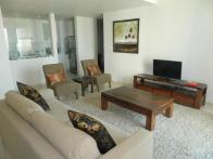 One of the Emperor’s best apartments, this fully furnished property is offered in ‘as new’ condition.

With stunning high floor views of G...