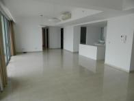 Superb Emperor penthouse apartment with commanding views over Galle Face Green and the Indian Ocean.

Available either furnished or unfurnished,...