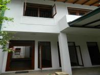 On a quiet street of Duplication Road, this superb unfurnished property is available for immediate occupation.

With a Garage and Small Garden, ...