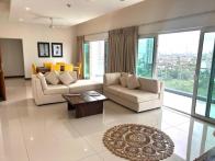 Enjoying fantastic city views, this bright and airy SkyGardens apartment has a practical and spacious layout, perfect for family living in residen...